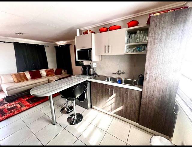 3 BEDROOM PROPERTY TO RENT IN PROTEA GLEN